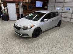 2016 Kia Forte 5-Door 