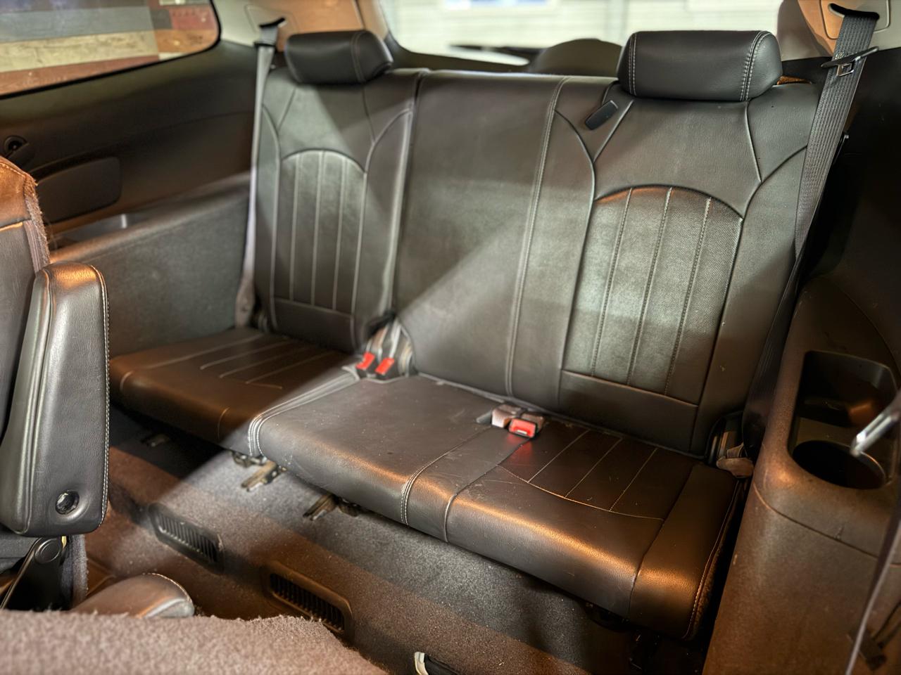 Buick Enclave AWD 4dr Leather 2013