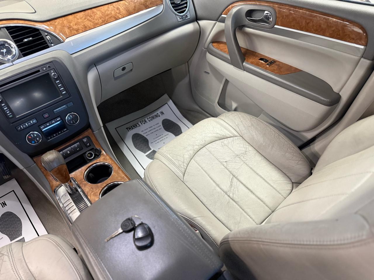 Buick Enclave AWD 4dr CXL-2 2011