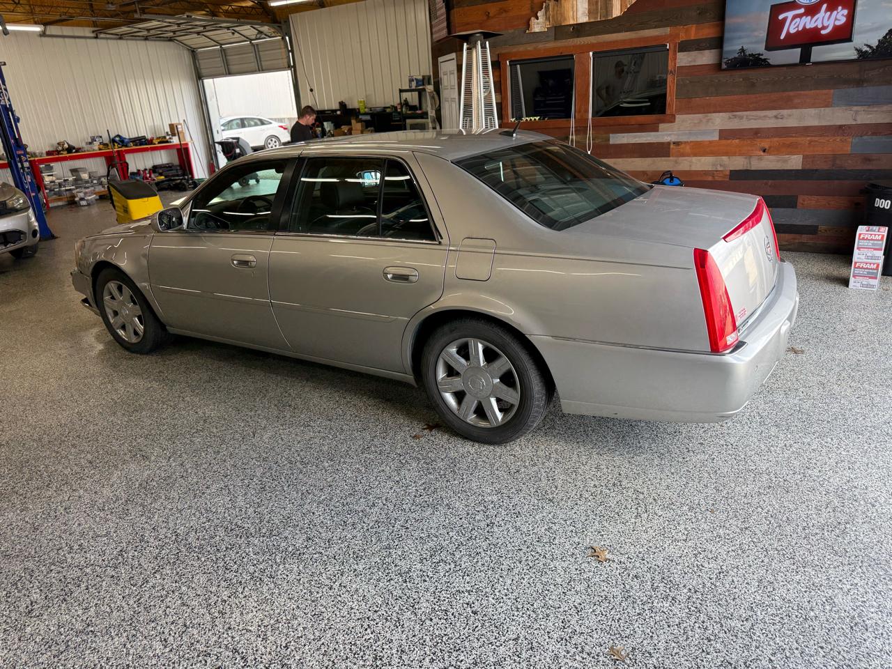 Cadillac DTS 4dr Sdn w/1SC 2006