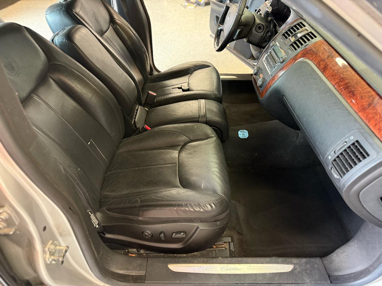 Cadillac DTS 4dr Sdn w/1SC 2006