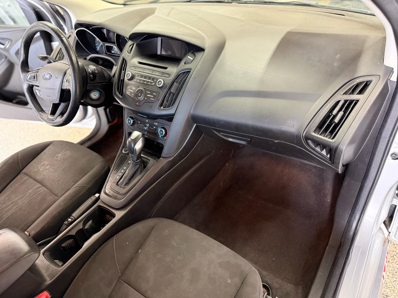 Ford Focus 5dr HB SE 2016