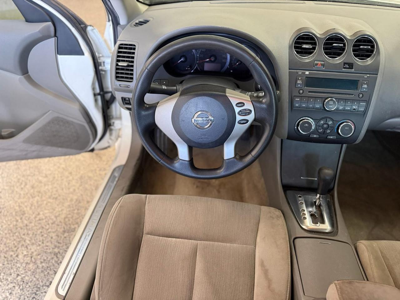 Nissan Altima 4dr Sdn I4 CVT 2.5 S 2012
