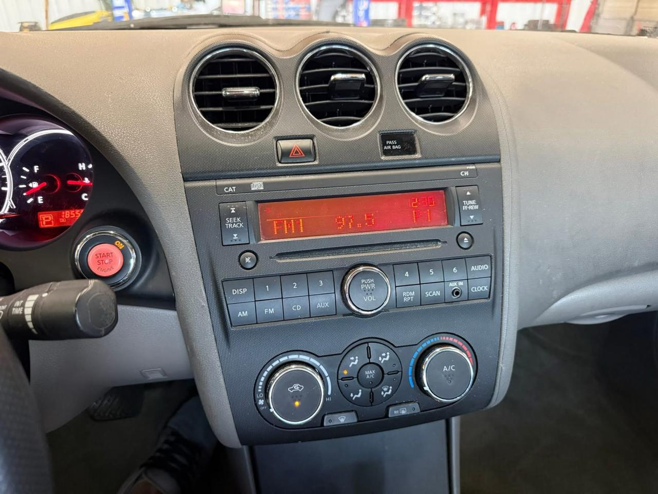 Nissan Altima 4dr Sdn I4 CVT 2.5 S 2012