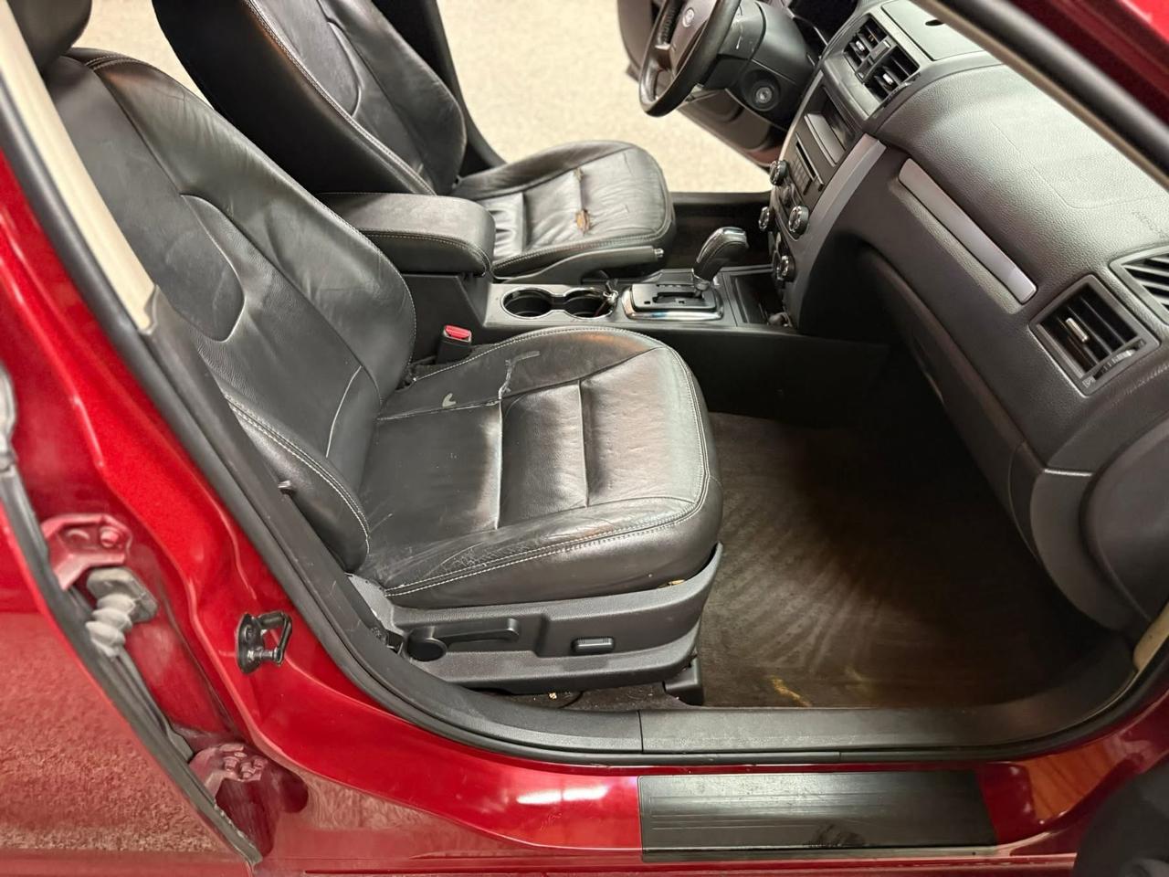 Ford Fusion 4dr Sdn SEL FWD 2010