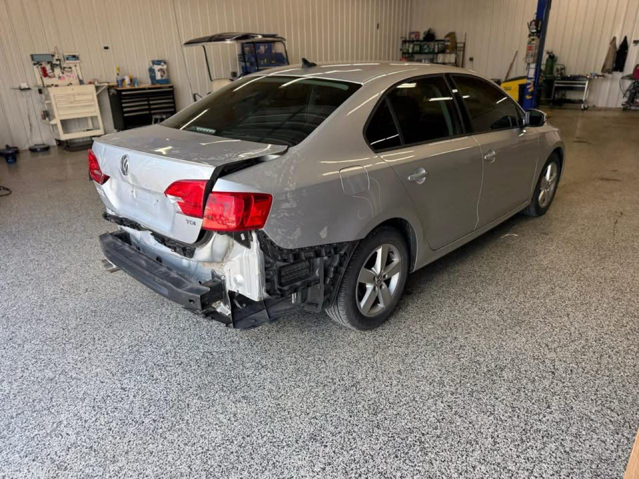 Volkswagen Jetta Sedan 4dr DSG TDI 2012