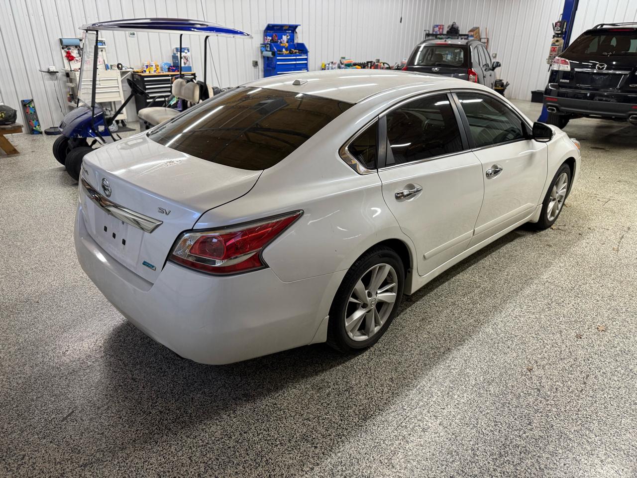 Nissan Altima 4dr Sdn I4 2.5 SV 2014