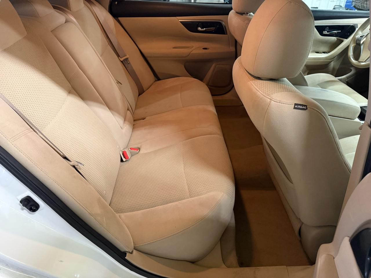 Nissan Altima 4dr Sdn I4 2.5 SV 2014