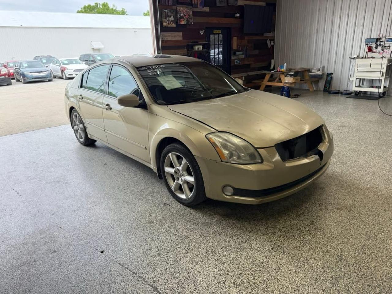 Nissan Maxima 4dr Sdn SE Auto 2004
