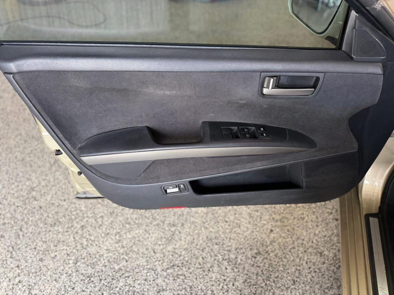 Nissan Maxima 4dr Sdn SE Auto 2004