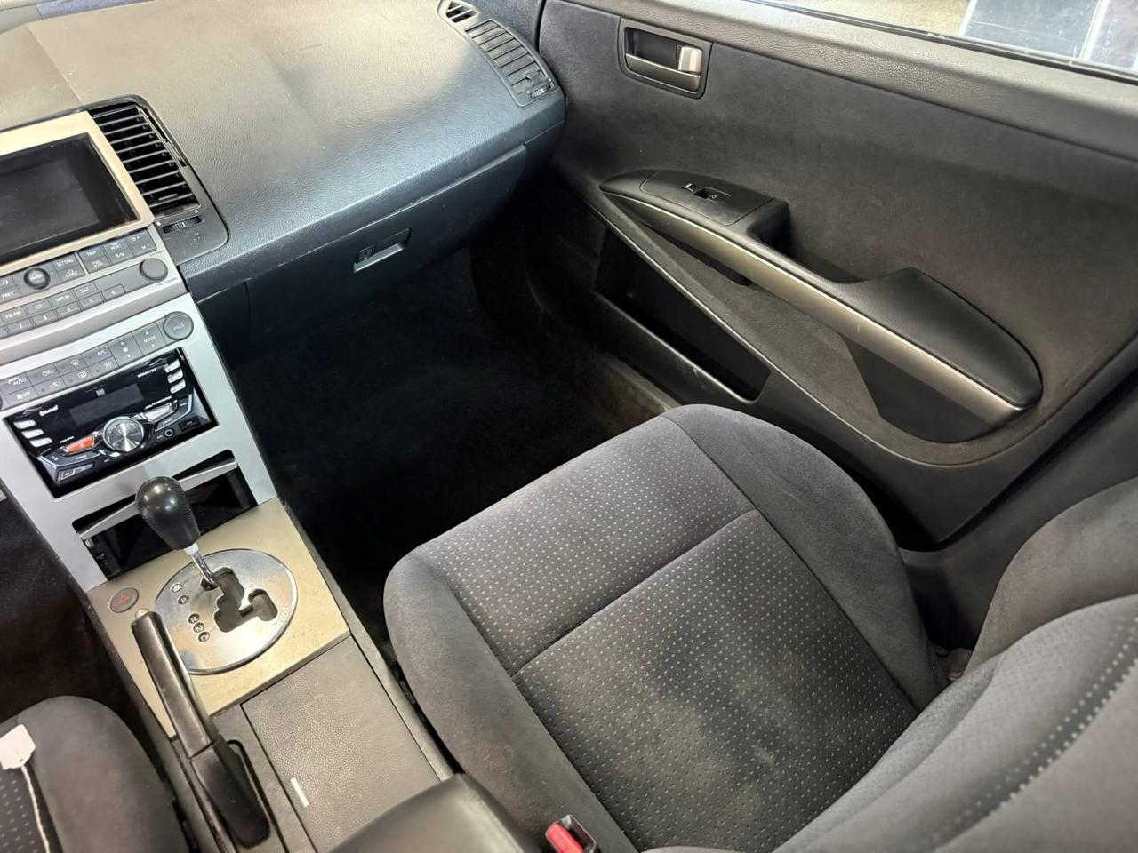 Nissan Maxima 4dr Sdn SE Auto 2004