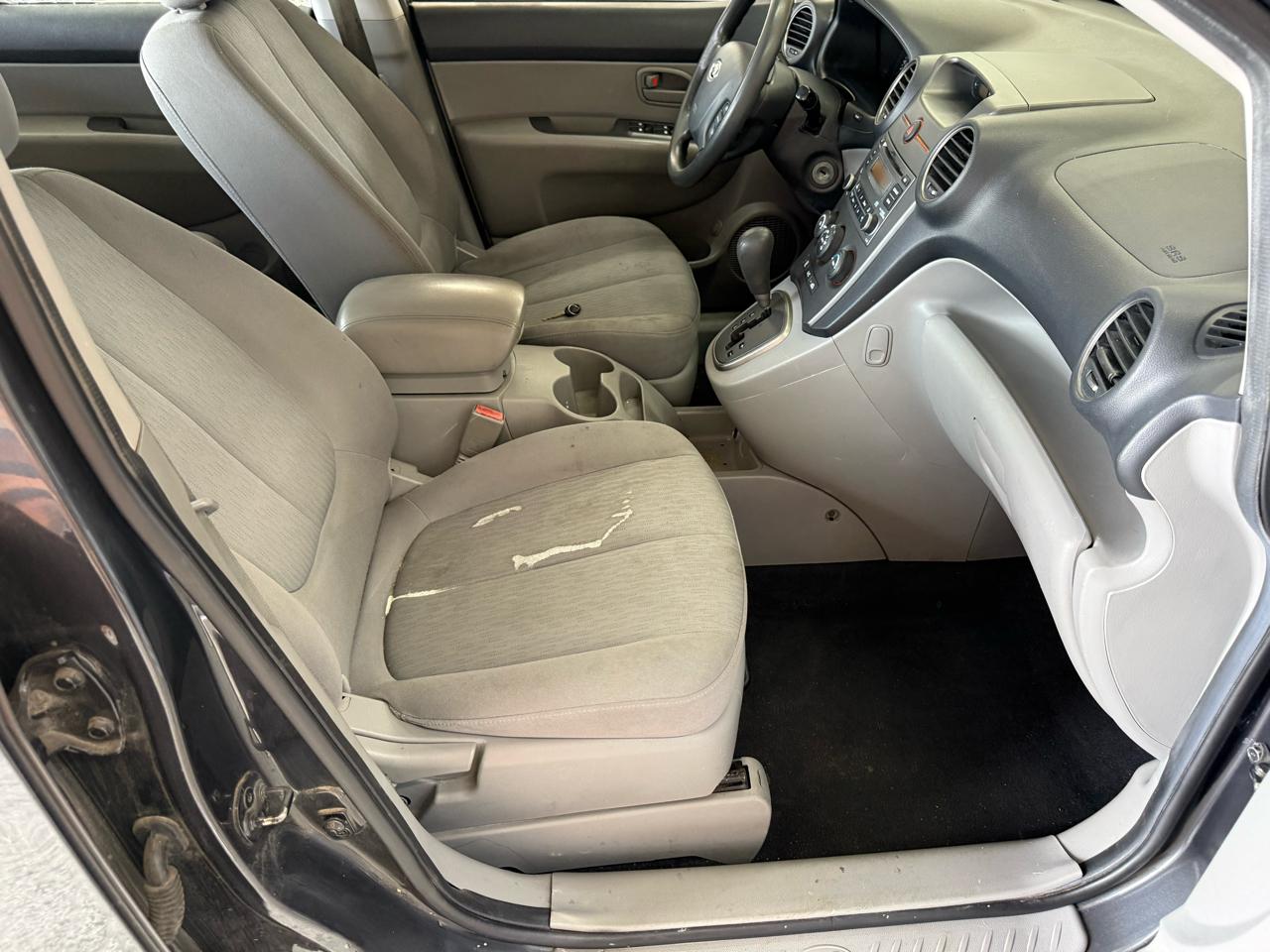 Kia Rondo 4dr Wgn V6 LX 2008