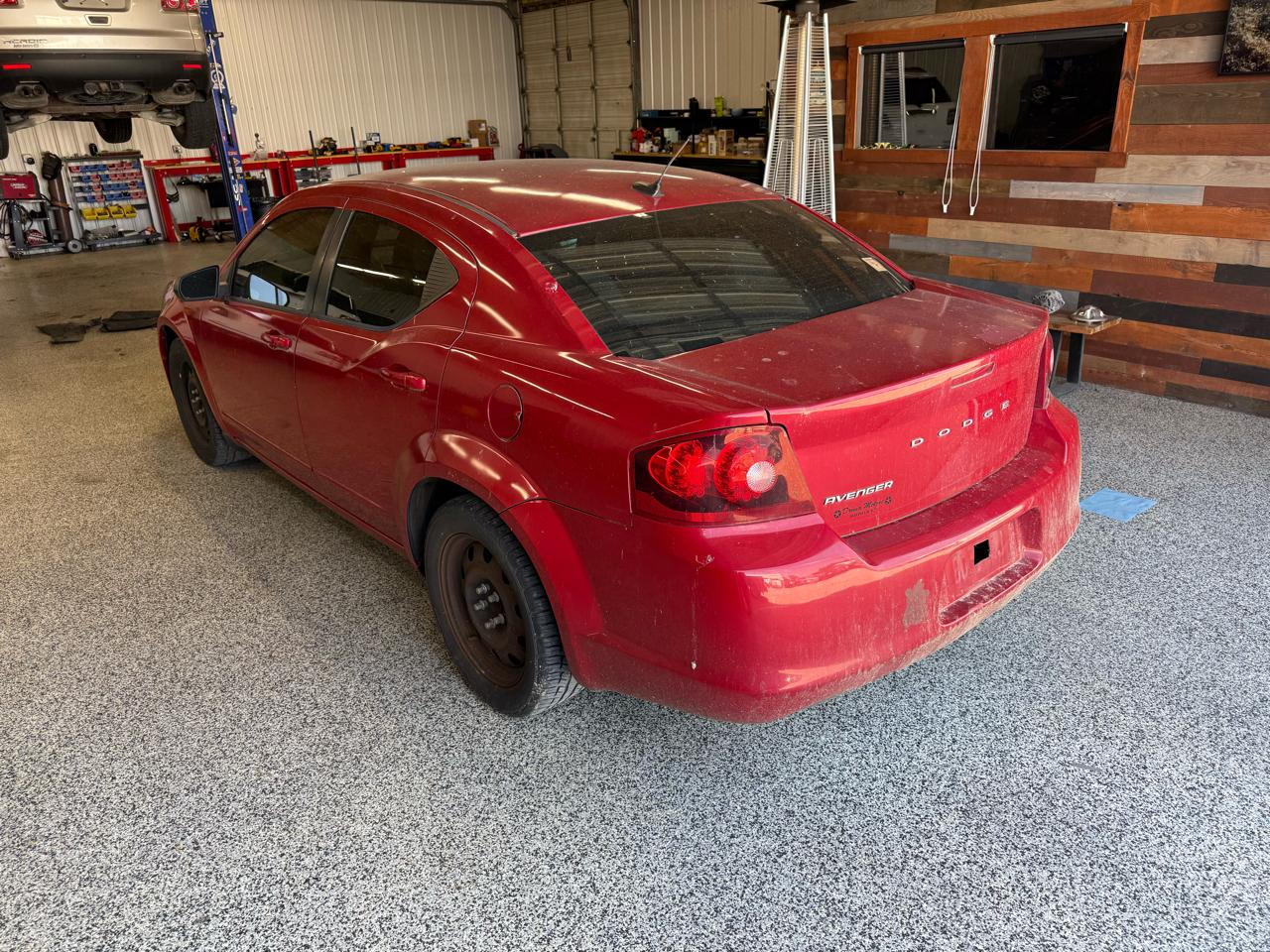 Dodge Avenger 4dr Sdn SE 2012