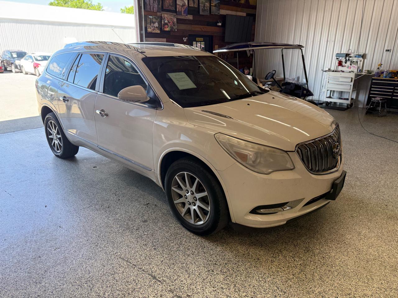 Buick Enclave FWD 4dr Leather 2015