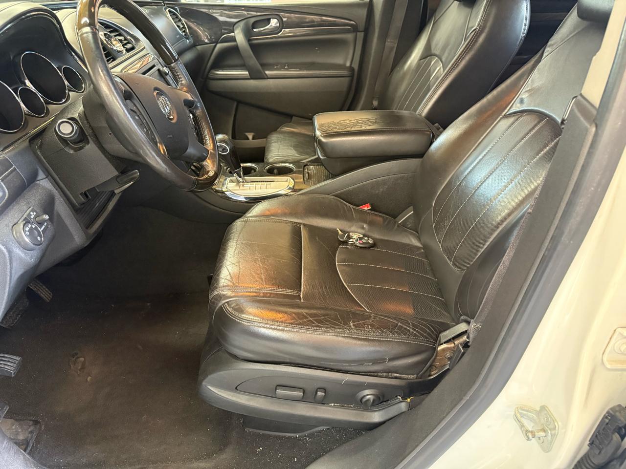 Buick Enclave FWD 4dr Leather 2015