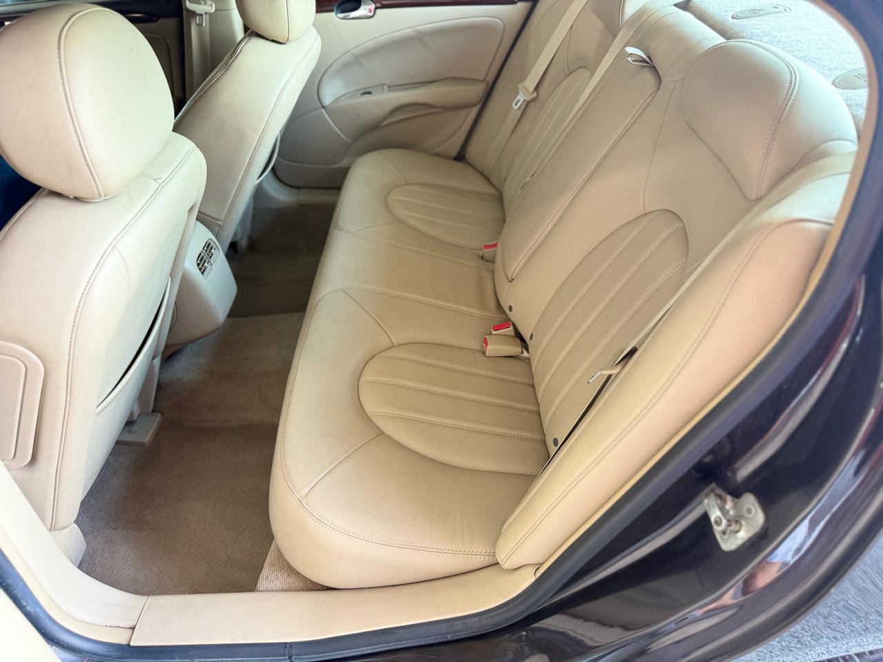 Buick Lucerne 4dr Sdn V6 CXL 2008
