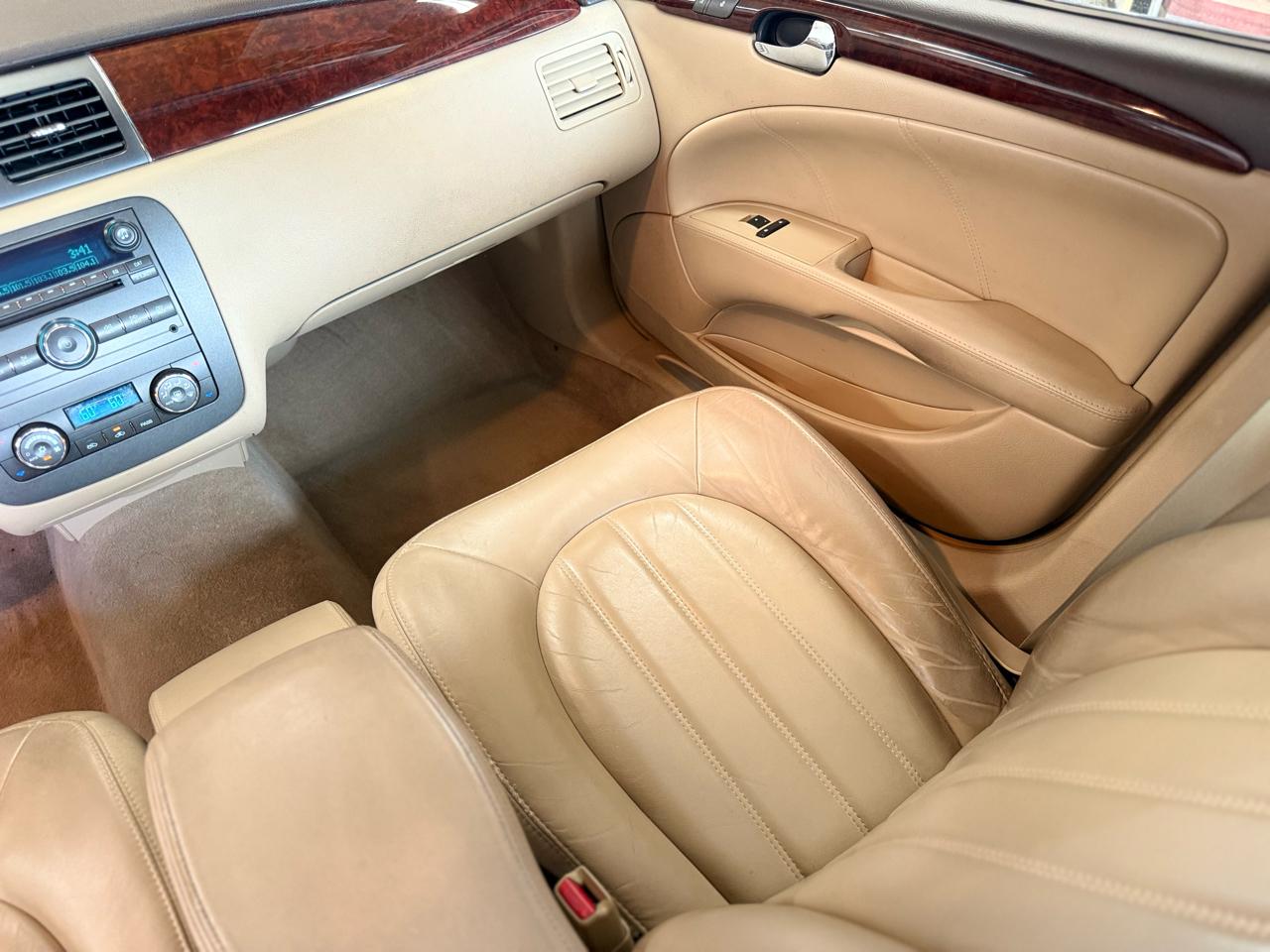 Buick Lucerne 4dr Sdn V6 CXL 2008