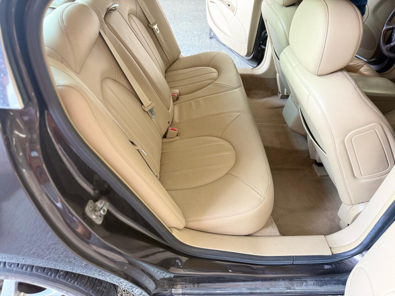 Buick Lucerne 4dr Sdn V6 CXL 2008