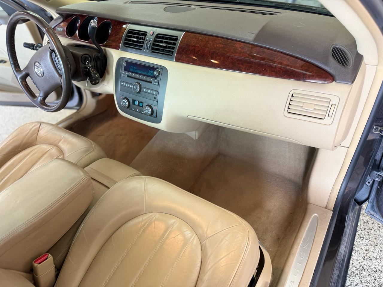 Buick Lucerne 4dr Sdn V6 CXL 2008