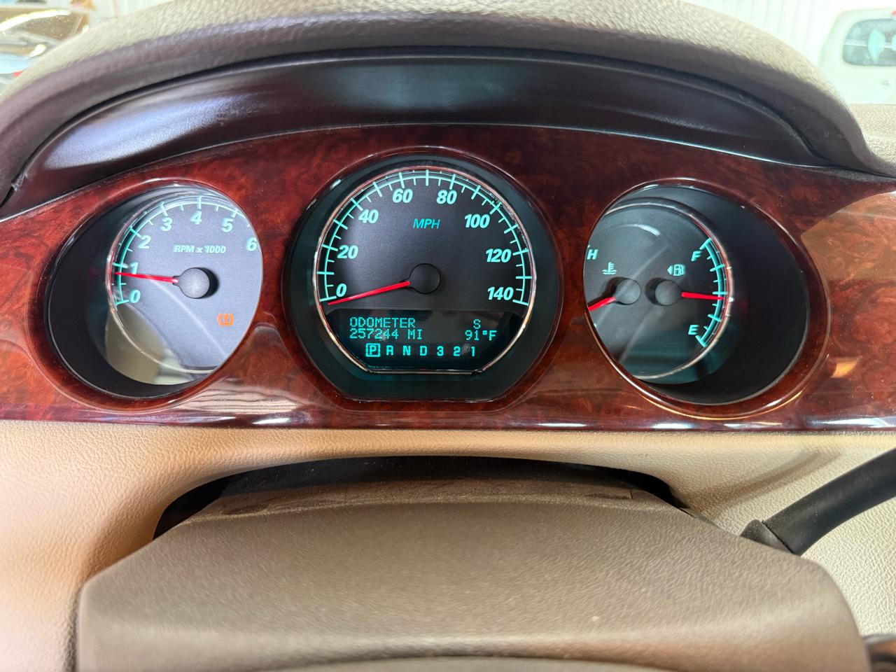 Buick Lucerne 4dr Sdn V6 CXL 2008