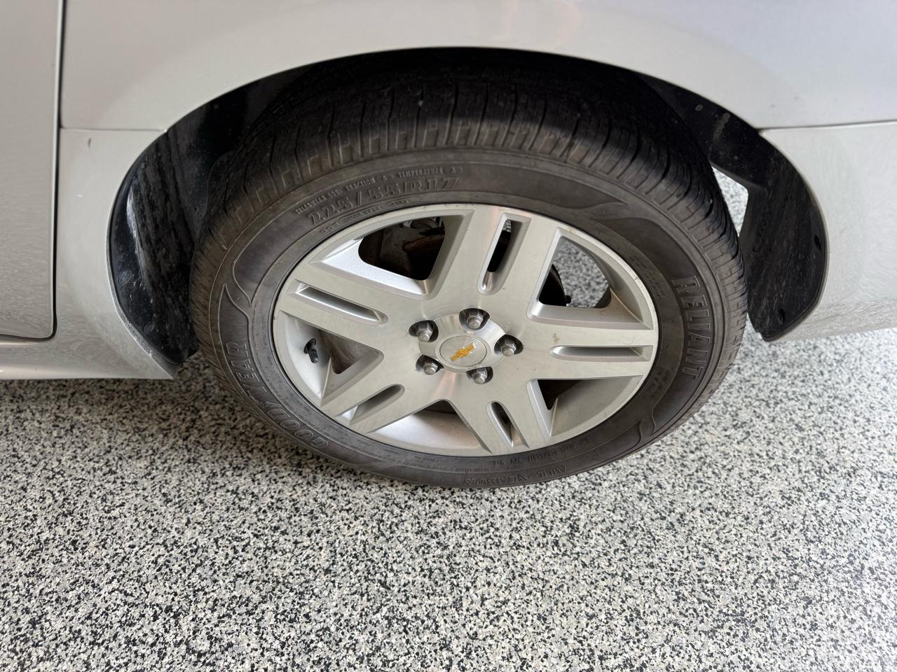 Chevrolet Impala 4dr Sdn LT Retail 2011