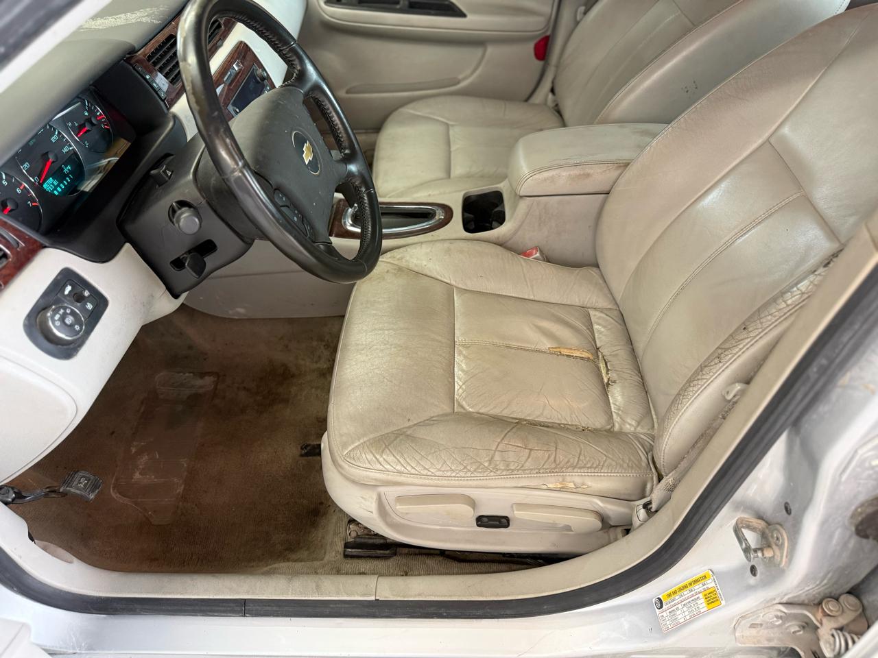 Chevrolet Impala 4dr Sdn LT Retail 2011