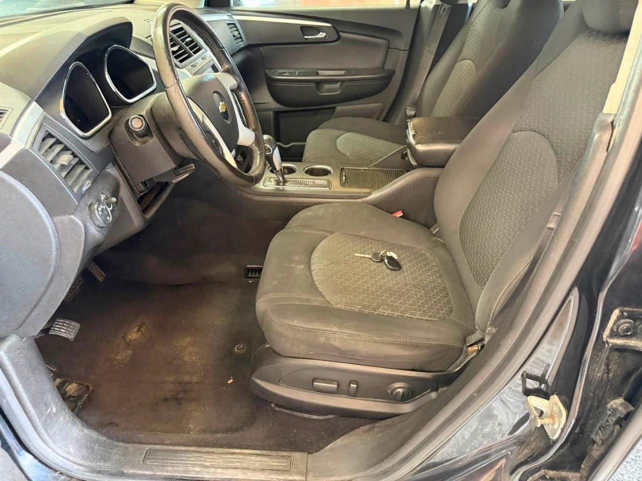 2011 Chevrolet Traverse 1LT - Photo 7