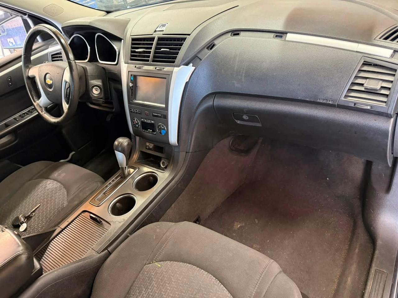 2011 Chevrolet Traverse 1LT - Photo 14