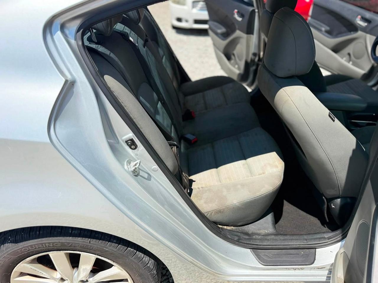 Kia Forte 4dr Sdn Auto EX 2015