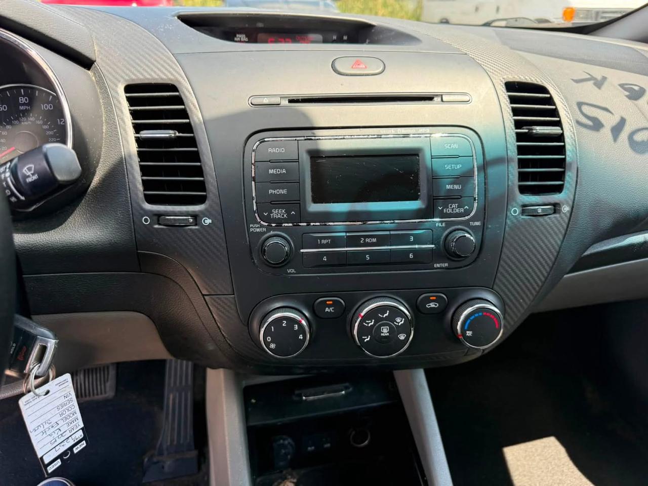 Kia Forte 4dr Sdn Auto EX 2015