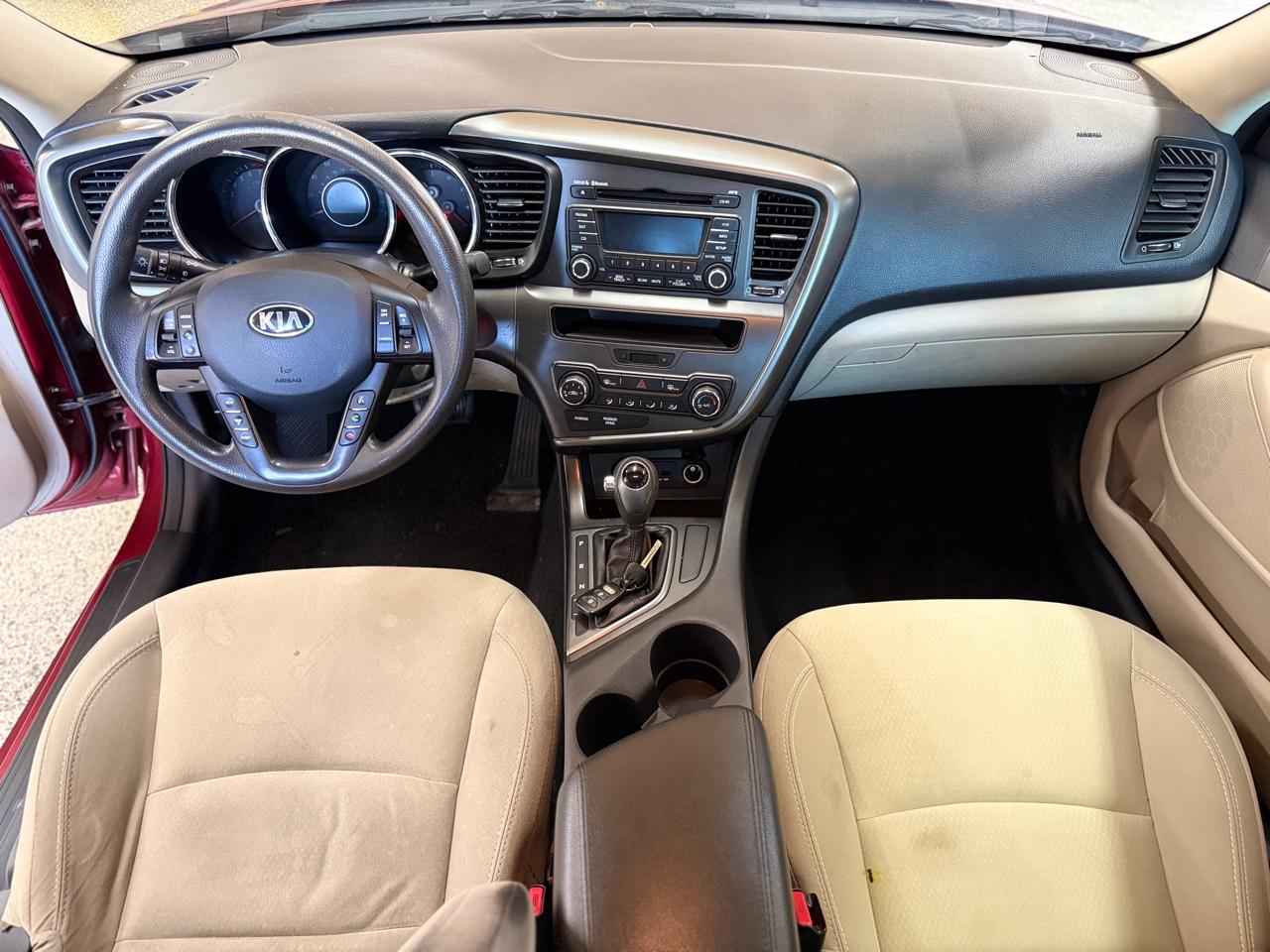 Kia Optima 4dr Sdn LX 2013