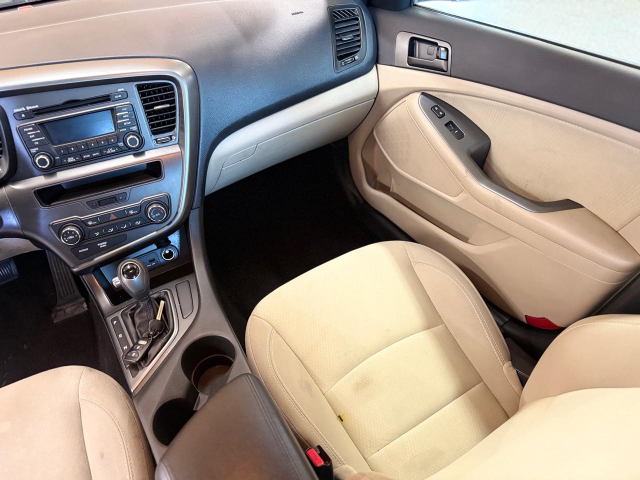 Kia Optima 4dr Sdn LX 2013