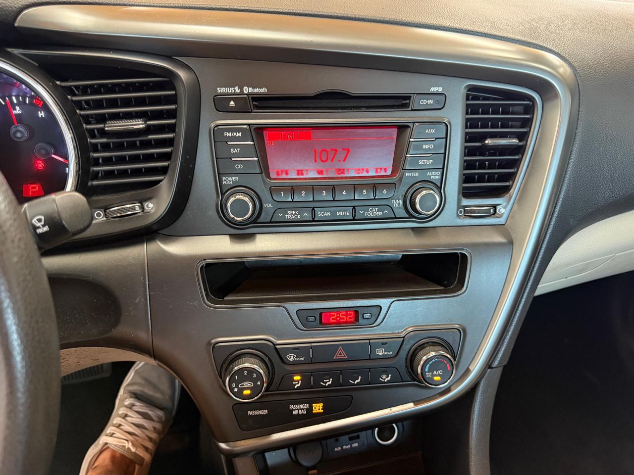 Kia Optima 4dr Sdn LX 2013