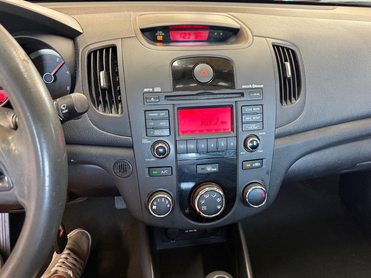 Kia Forte 4dr Sdn Auto EX 2012