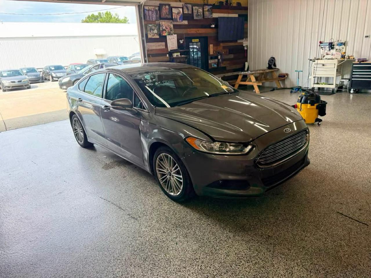 Ford Fusion 4dr Sdn SE FWD 2014