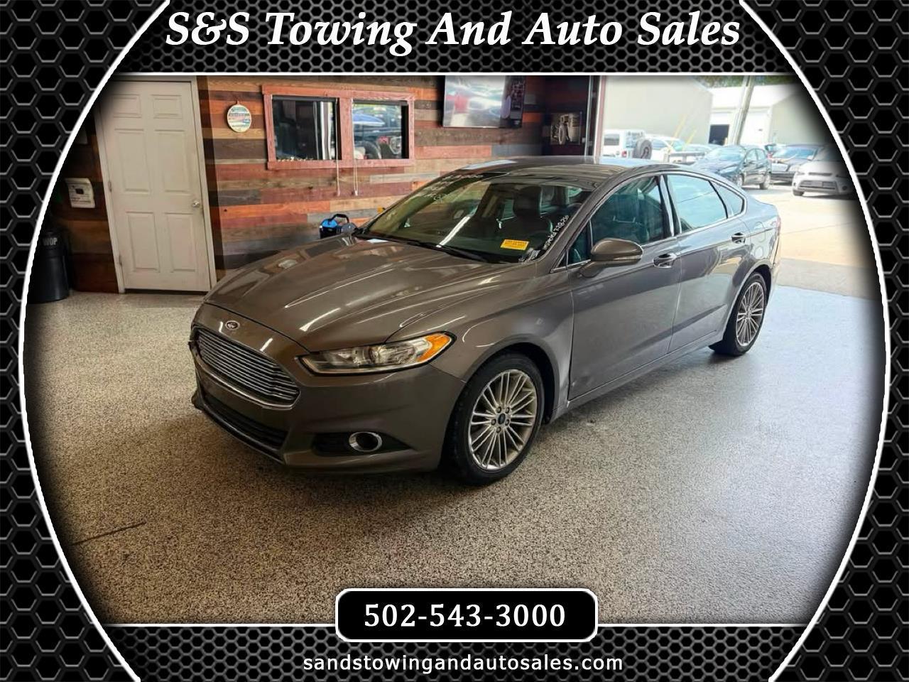 2014 Ford Fusion 4dr Sdn SE FWD
