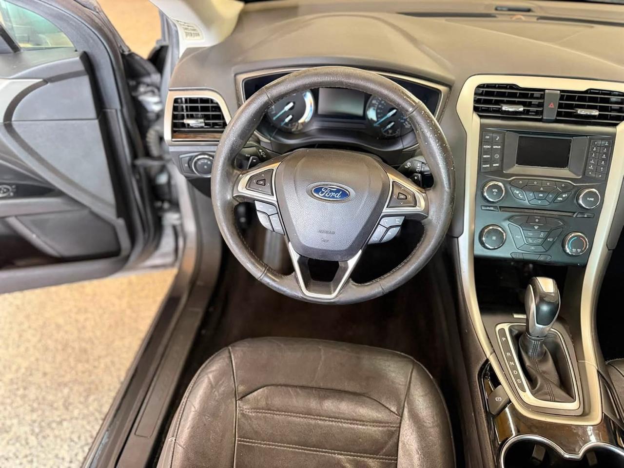 Ford Fusion 4dr Sdn SE FWD 2014