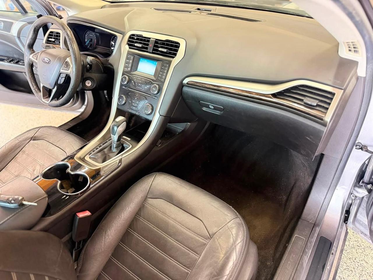 Ford Fusion 4dr Sdn SE FWD 2014