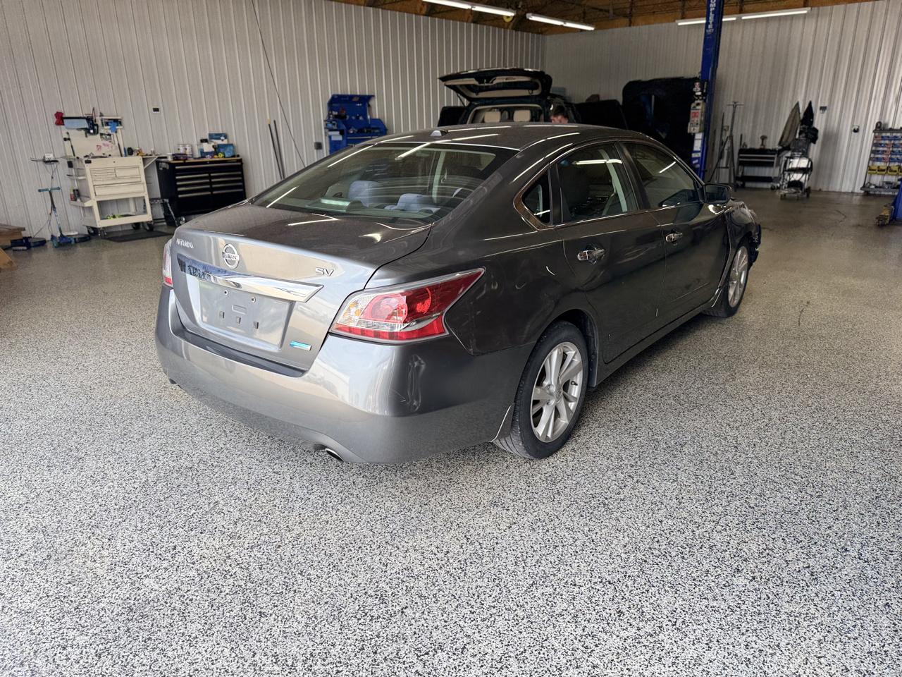 Nissan Altima 4dr Sdn I4 2.5 SV 2014