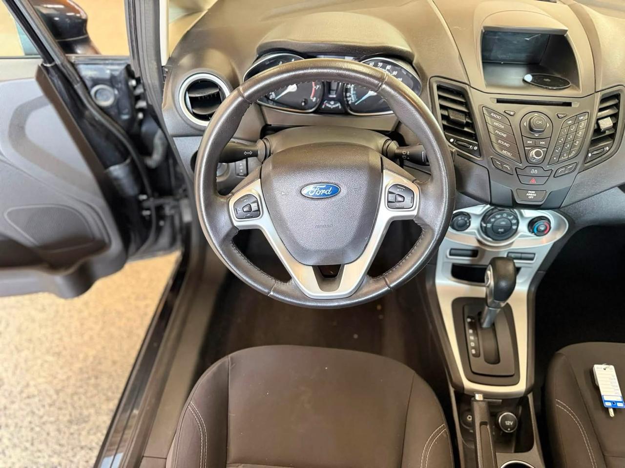 Ford Fiesta 5dr HB SE 2015