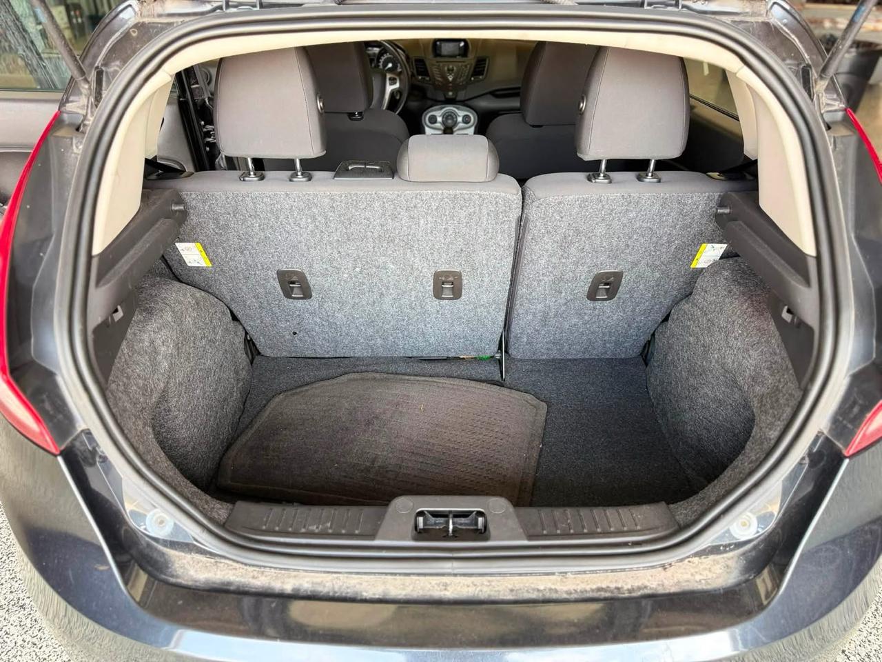 Ford Fiesta 5dr HB SE 2015