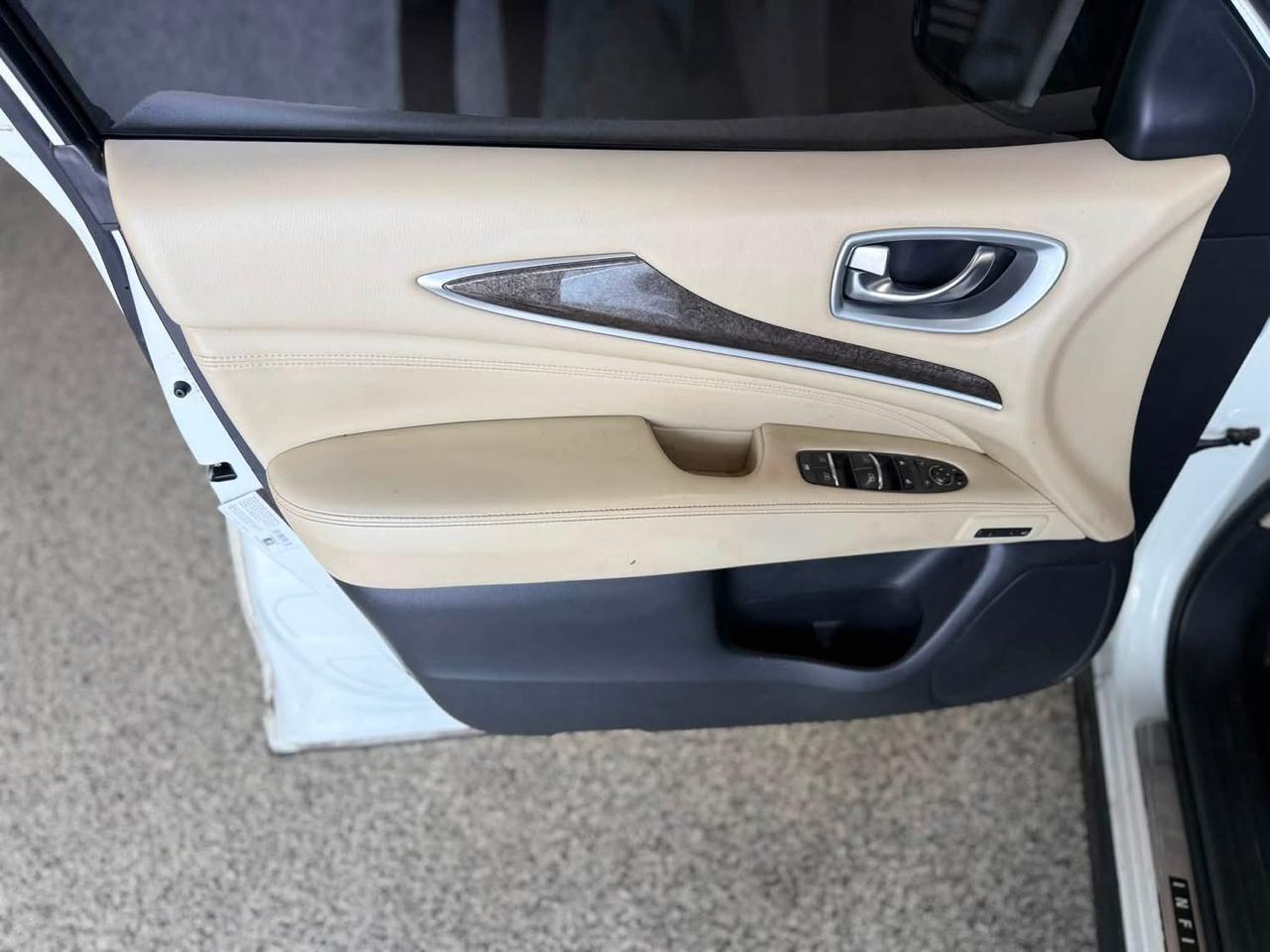 Infiniti QX60 AWD 4dr 2015