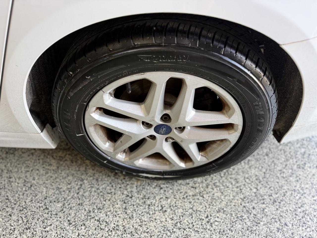 Ford Fusion 4dr Sdn SE FWD 2016