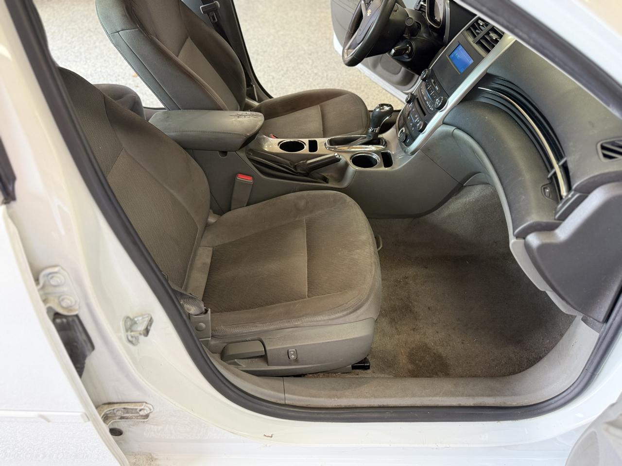 Chevrolet Malibu 4dr Sdn LS w/1LS 2015