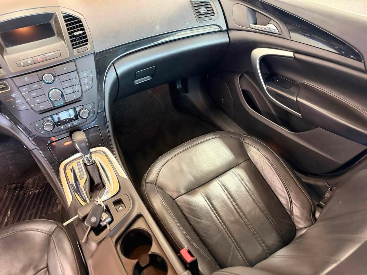 Buick Regal 4dr Sdn Premium 1 2012