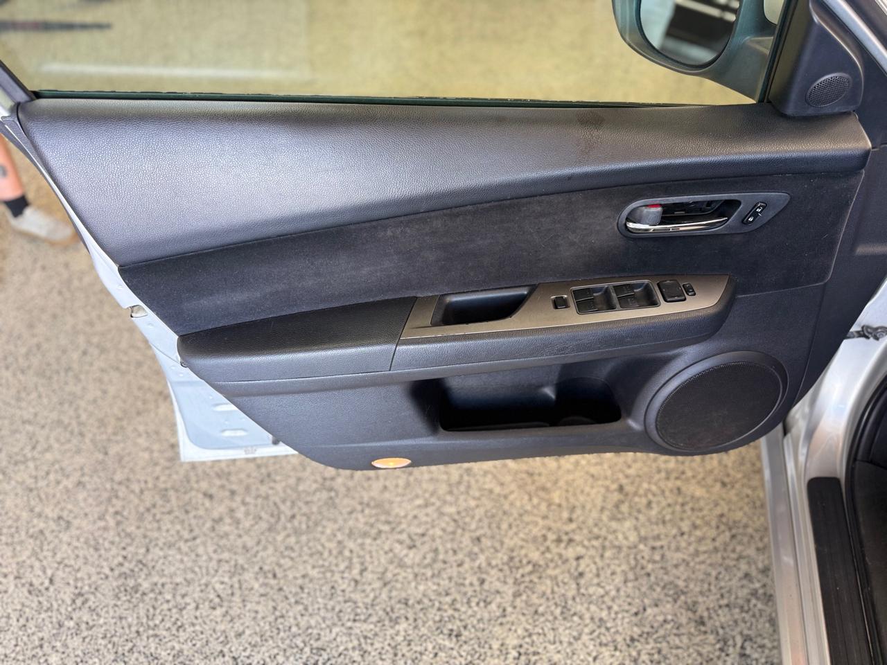 Mazda MAZDA6 4dr Sdn Auto i Touring Plus 2010