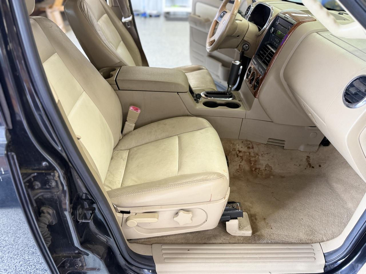 Ford Explorer 4WD 4dr V6 Eddie Bauer 2008