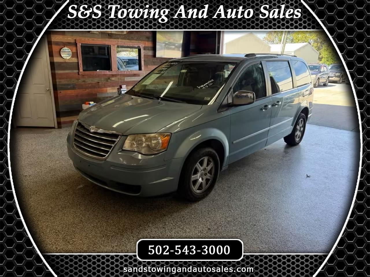 2010 Chrysler Town & Country 4dr Wgn Touring