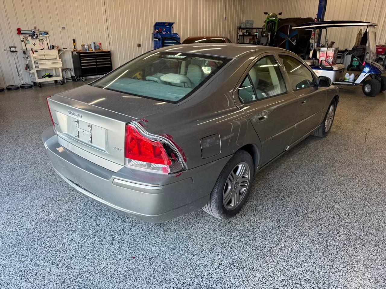 Volvo S60 4dr Sdn 2.5T FWD 2008