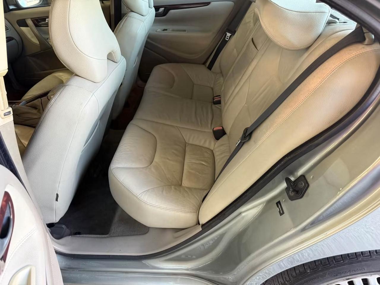 Volvo S60 4dr Sdn 2.5T FWD 2008